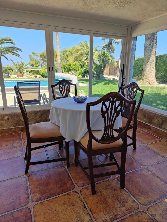 Casa Candelabro L'Alfas del Pi Ngoại thất bức ảnh